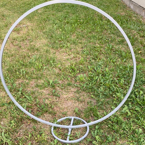 Metal Modern Silver Stand 30” Diameter Hoop Ring