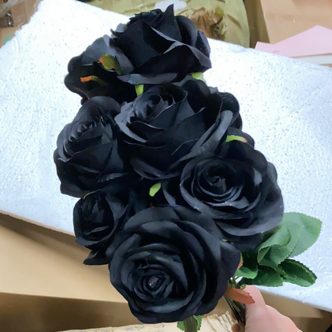 Black Rose Bunch 10 head/bunch