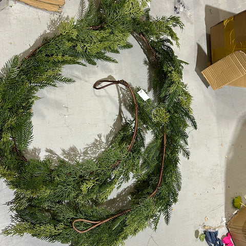 96”/2.45m Cedar and hammock mix garland Christmas decor