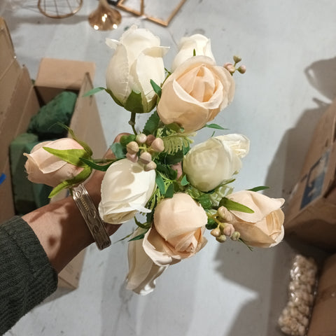 10 head mini rose bunch