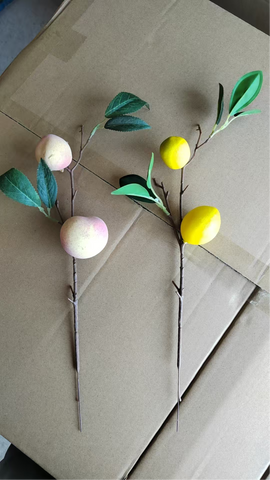 Peach Pick lemon pick