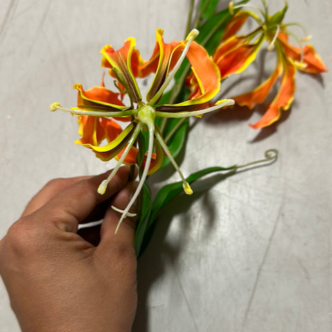 Orange Big Gloriosa fire Lily Artificial flowers