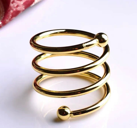 Napkin Ring decoration diameter gold band (right swirl )