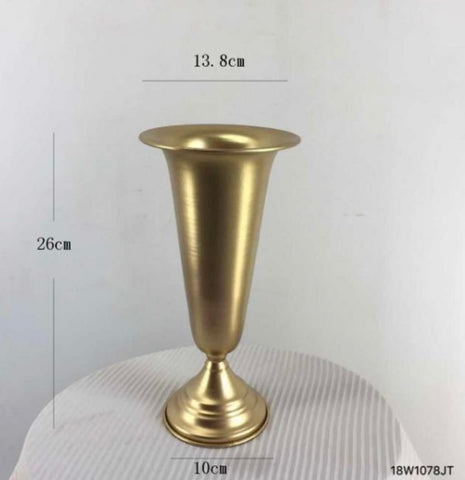 26cm tall GOLD urn METAL 18W1078JT tall trumpet