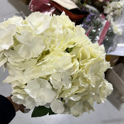 Artificial Flower Ivory/Cream Hydrangea Bunch 7 head silk