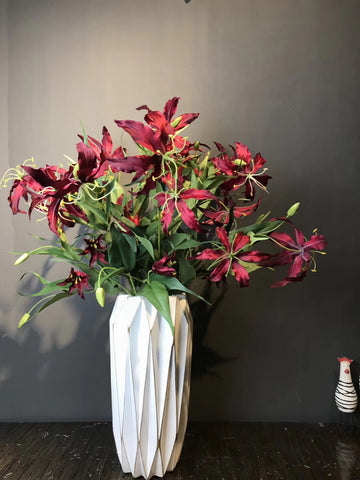 Burgundy Gloriosa fire Lily Artificial flowers - Richview Glass Wedding Supplies