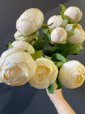 Champagne Cream Ranunculus bunch (10 head/bud Silk flower)