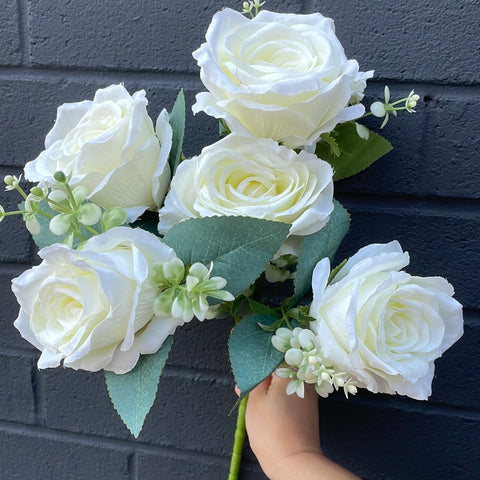 cream Rose Bunch with filler