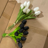 10x Real Touch PU flower Tulip (Black)