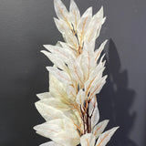 White cream long leaf single Long stem filler